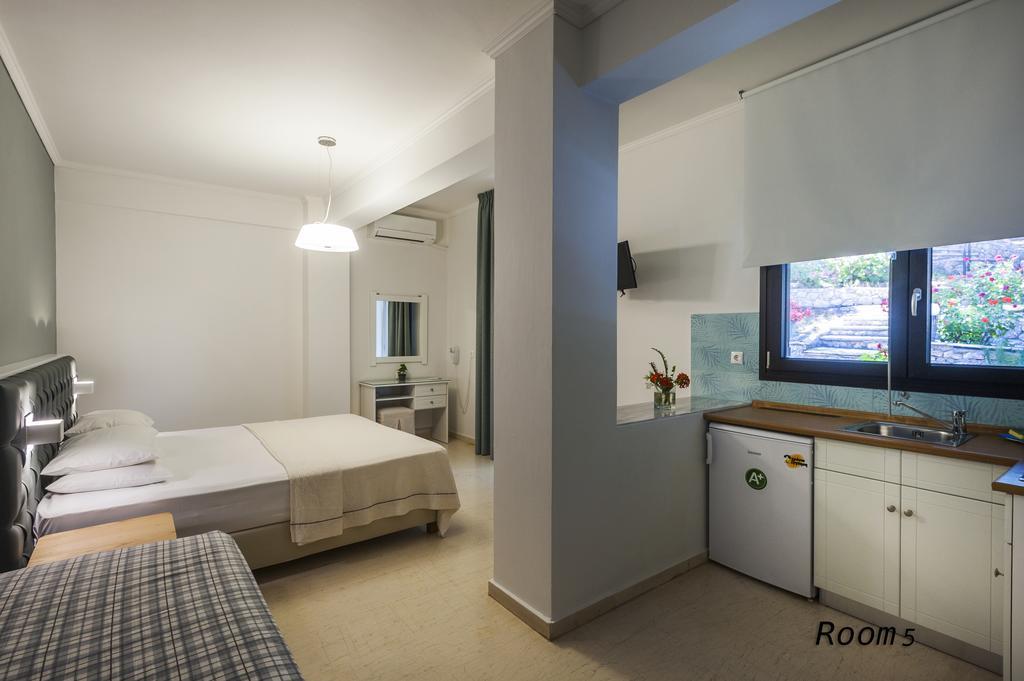Hotel Oriana - Adults Only Sívota الغرفة الصورة